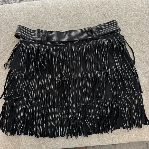 Blushing Brunette eye catcher fringe skort Never Worn ! - Picture 2 of 4